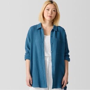 Organic Cotton Lofty Gauze Classic Collar Long Shirt

Boxy Fit, Thigh Length